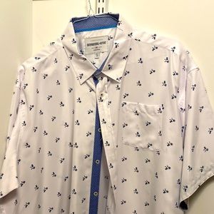 *SALE* Mens short sleeve button down, white with blue bikes